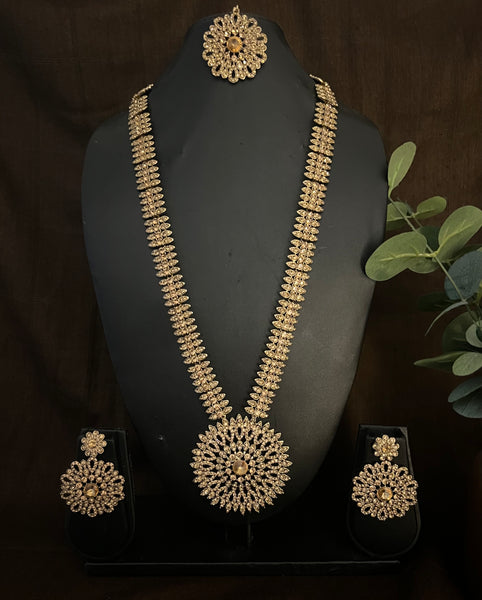 Kareena- Stone Rani Haar Gold with Gold Stones