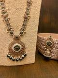 Deena Rani Haar Necklace Set in Green