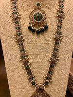 Deena Rani Haar Necklace Set in Green